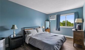 7624 157th St W 307, Apple Valley, MN 55124
