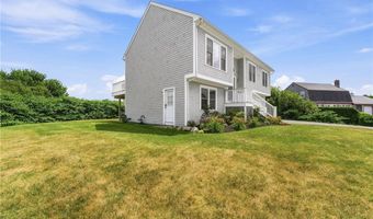 39 Hope Ln, Narragansett, RI 02882