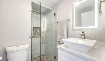 599 Keolu Dr B, Kailua, HI 96734