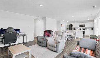 33 Cider Mill Dr, Ashville, OH 43103