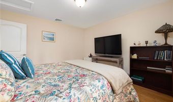 315 Old River Rd 6, Lincoln, RI 02838
