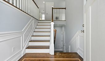 01 Sunrise Rd, Danbury, CT 06811