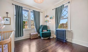 604 Wood Ave, Bridgeport, CT 06604