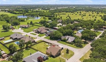 2114 Oakglen Dr, Ardmore, OK 73401