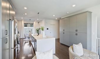 919 Cityscape Dr, Charlotte, NC 28205