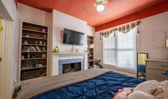 928 E Main St, Batesville, AR 72501