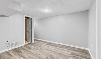 340 W Turner St, Bloomfield, IN 47424