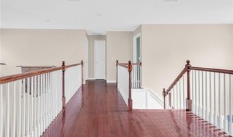 31 Bourque Rd, Cumberland, RI 02864