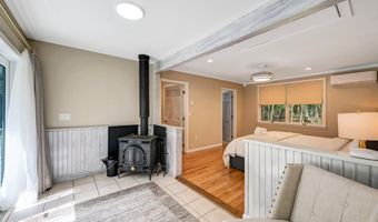 108 Tall Oak Rd, Albrightsville, PA 18210
