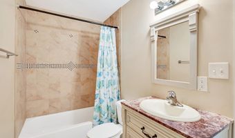 21102 RAINTREE Ct, Ashburn, VA 20147