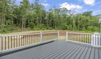 53 Woodbrey Ln, Standish, ME 04084