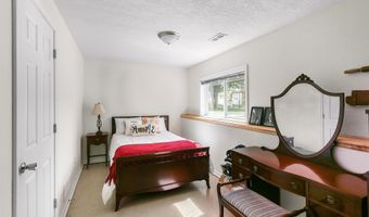 118 21st St SW, Altoona, IA 50009