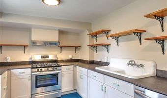 1147 Great Rd, Lincoln, RI 02865