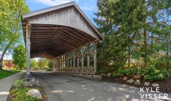 892 Bridge Crest Dr SE, Ada, MI 49301