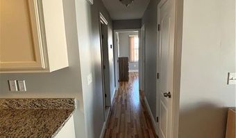 9 Gray Coach Ln 913, Cranston, RI 02921