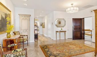 111 Harrison Ave A18, Newport, RI 02840