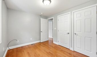 1185 Bay Rd, Amherst, MA 01002