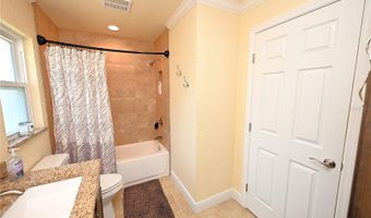 2240 LAKE ARIANA Blvd, Auburndale, FL 33823