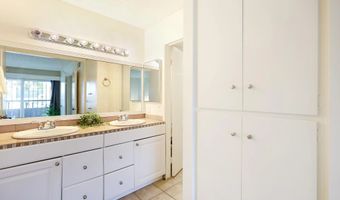 7700 Parkway Dr 2, La Mesa, CA 91942