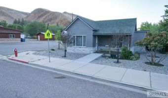 800 E Main St, Challis, ID 83226