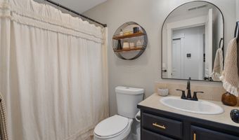 3803 HOLLYBURN Ave, Albany, OR 97322
