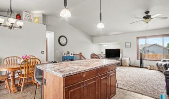 101 S Summer Ave, Brandon, SD 57005