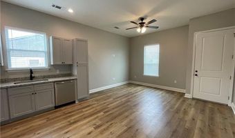 507 CENTER St B, Arabi, LA 70032