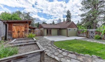 16510 SE GORDON St, Milwaukie, OR 97267