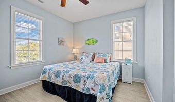 115 E Bogue Blvd, Atlantic Beach, NC 28512