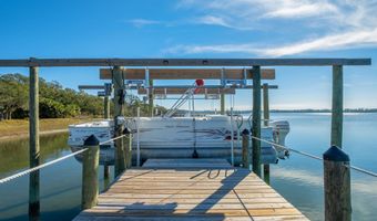 680 Alligator Dr, Alligator Point, FL 32346