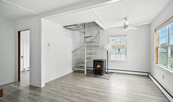 3 Gedney St, Augusta, ME 04330
