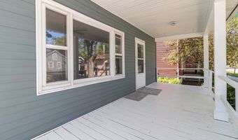 809 N DURKEE St, Appleton, WI 54911