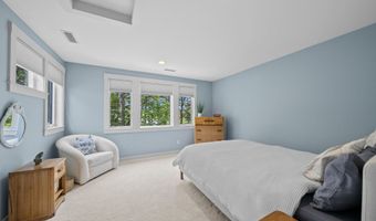 476 Baxter Neck Rd, Barnstable, MA 02630