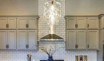 3753 KINSLEY Blvd, Ann Arbor, MI 48105