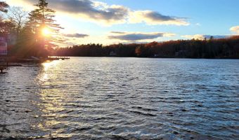 93 E Huntress Pond Rd, Barnstead, NH 03225