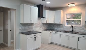 3116 Ridgehill Ave, Alliance, OH 44601