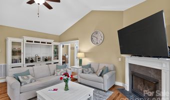 14 Wood Path Ln, Arden, NC 28704