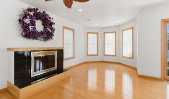 159 Harbor Inn Rd, Bayville, NJ 08721