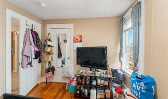 77 Fales St, Central Falls, RI 02863