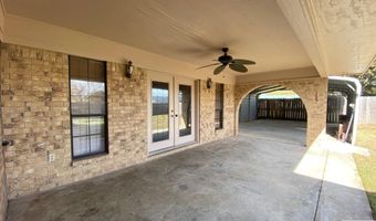 507 E Fannin St, De Kalb, TX 75559