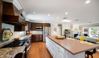 517 LOQUAT Dr, Anna Maria, FL 34216