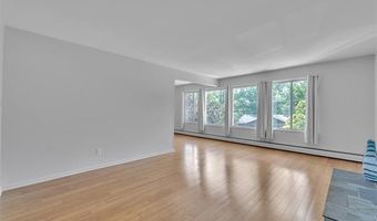 1558 1560 W Jones Dr SW, Ann Arbor, MI 48105