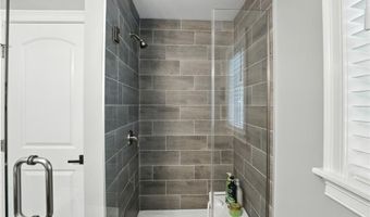 25 Rock Way, East Greenwich, RI 02818