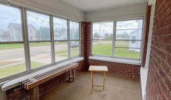 303 S Park St, Albany, WI 53502