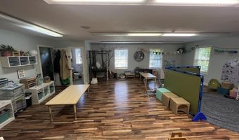 41 Commerce Way, Barrington, NH 03825