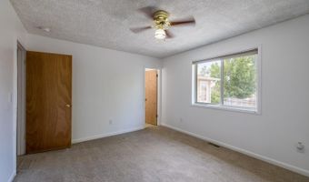 2322 Shattuck Ave, Casper, WY 82601