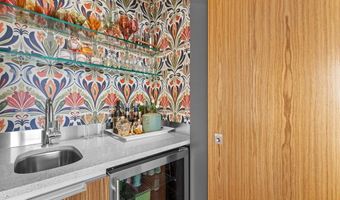 141 Dorchester Ave 711, Boston, MA 02127