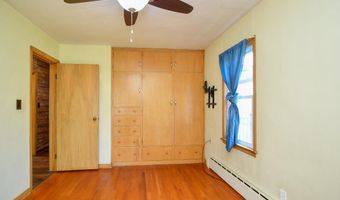 303 CHURCH St, Algoma, WI 54201