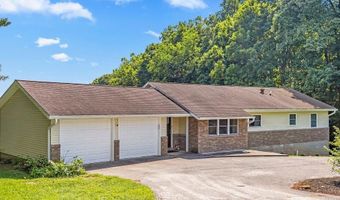 1744 Parkview Dr, Bedford, IN 47421