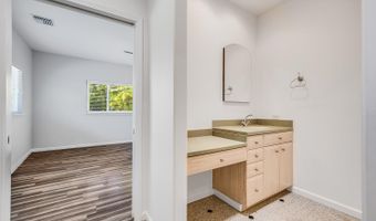 239 Kamalei Cir, Kahului, HI 96732